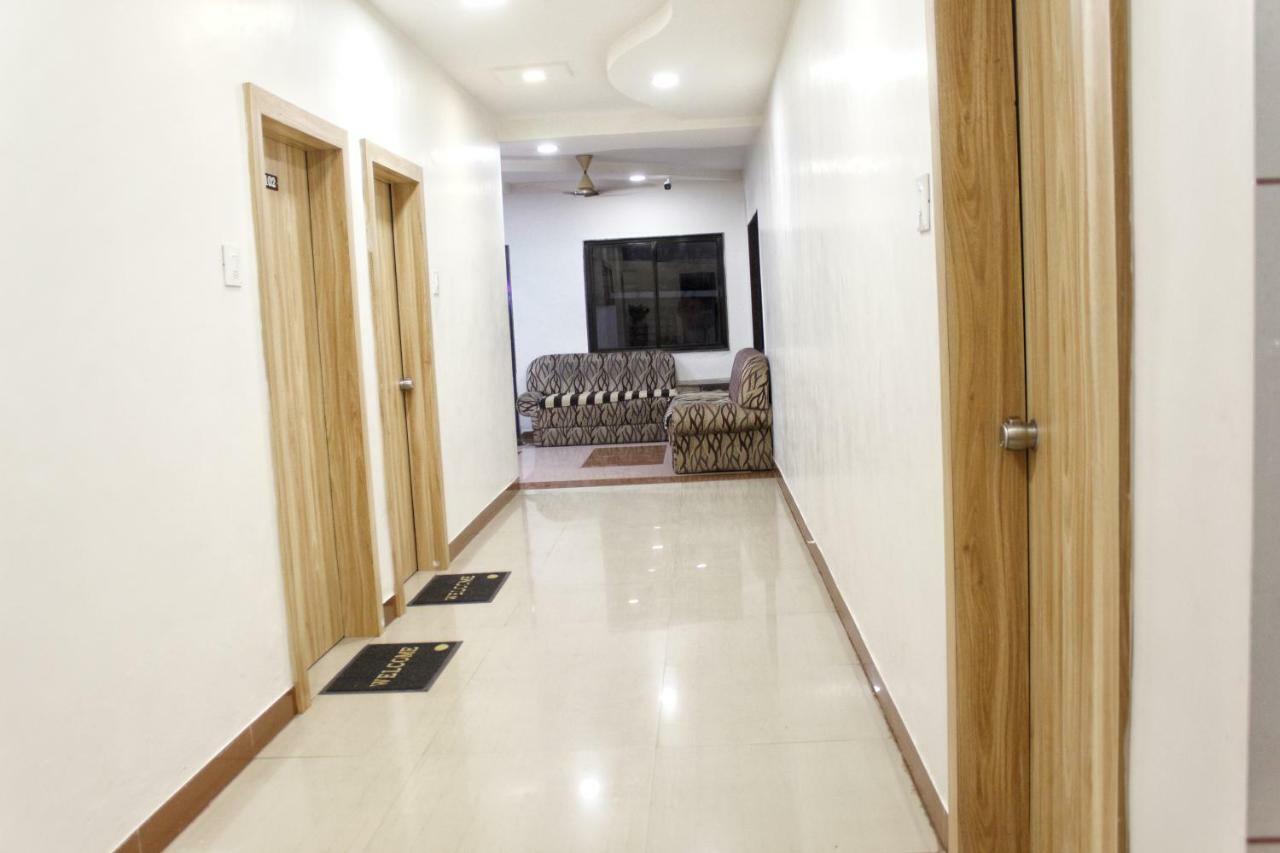 Hotel Shri Radhe Somnāth Extérieur photo